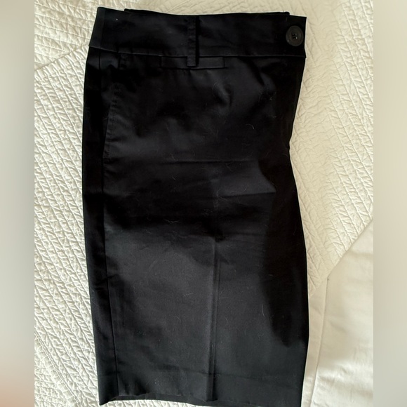 Ann Taylor Loft Women's Chino Shorts- 2 Pairs - Tan and Black - Size 12 - Picture 9 of 10